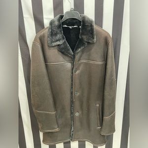 Men’s genuine shearling coat. NWOT large